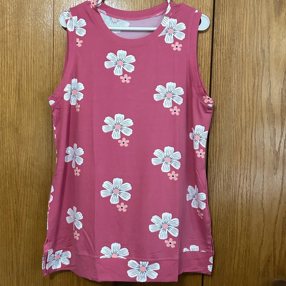Women’s Flower Print Sleeveless top size extra large